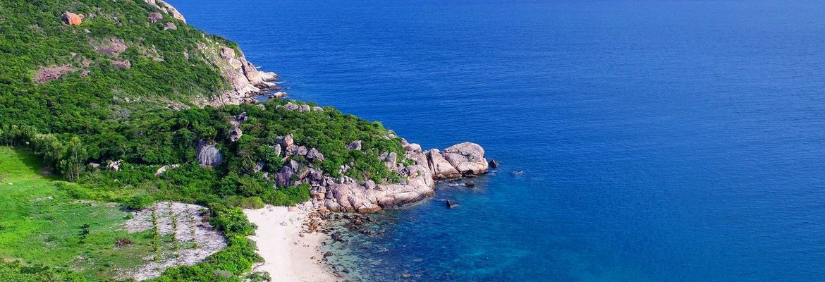 Khám phá đảo Bình Ba - vẻ đẹp nguyên sơ níu chân du khách | Justfly.vn