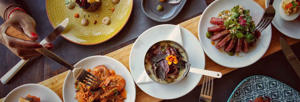 scarlett wine bar and restaurant thailand