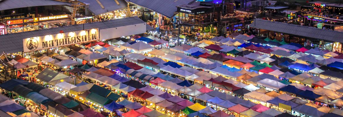 srinagarindra train night market thailand