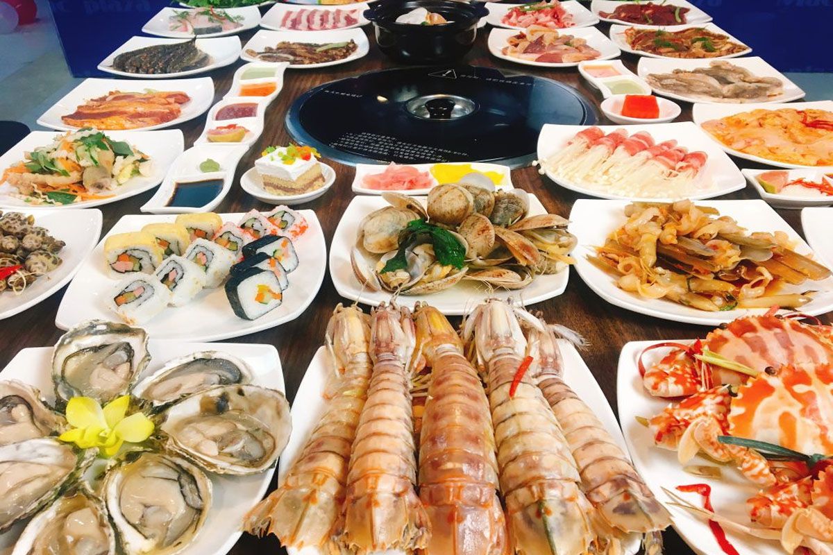 Thưởng thức ẩm thực tại làng Chí Linh