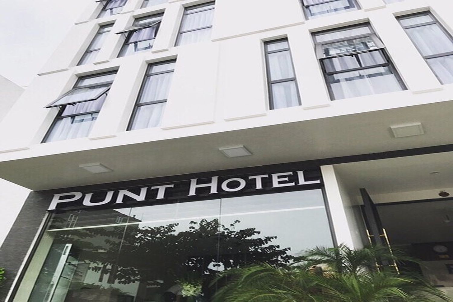 Khách sạn Punt