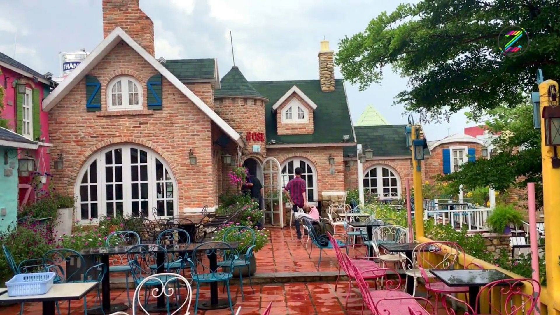 Top 20 quán cafe đẹp, chụp ảnh sống ảo ở Sài Gòn | Justfly.vn
