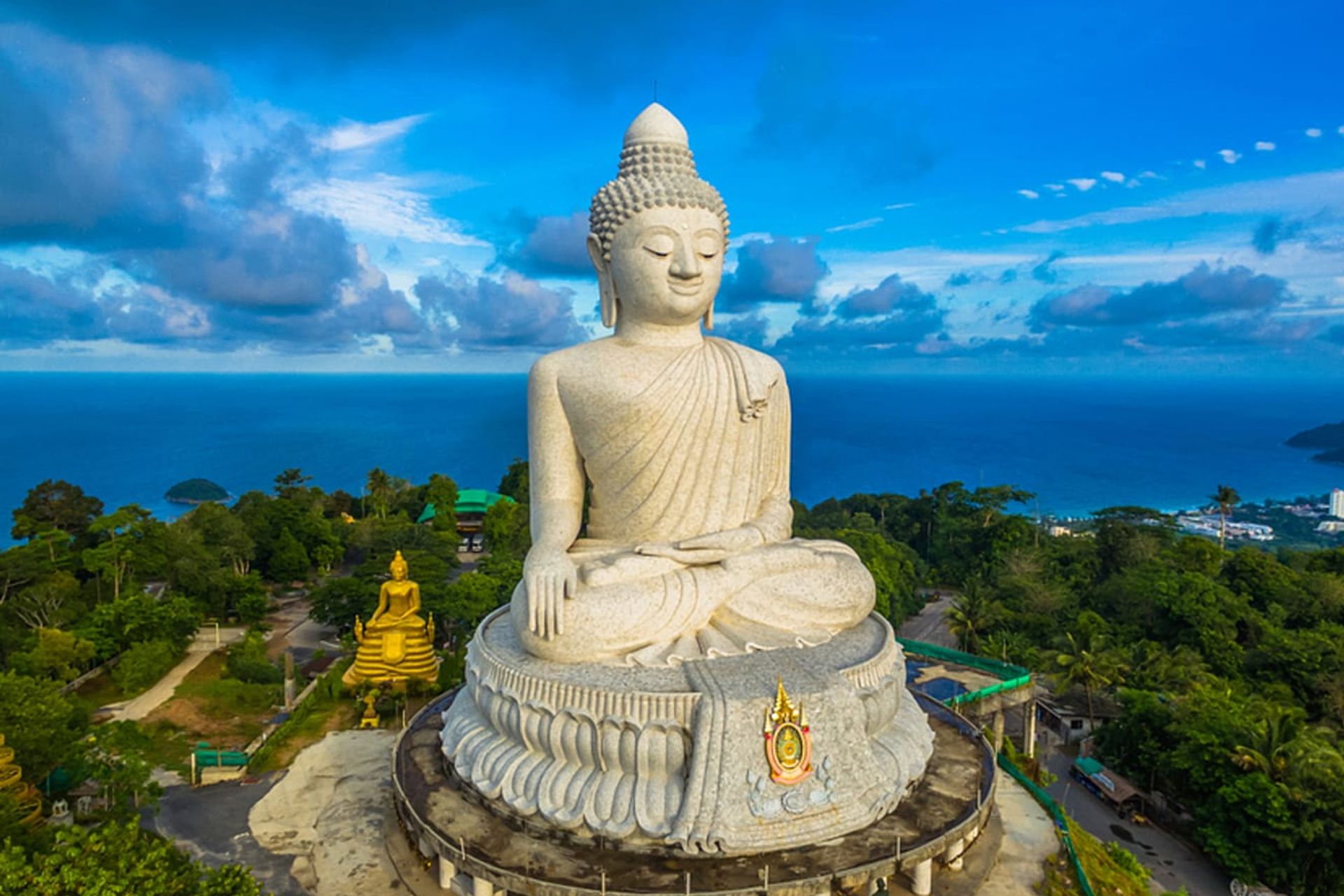 Bức tượng Phật lớn Phuket