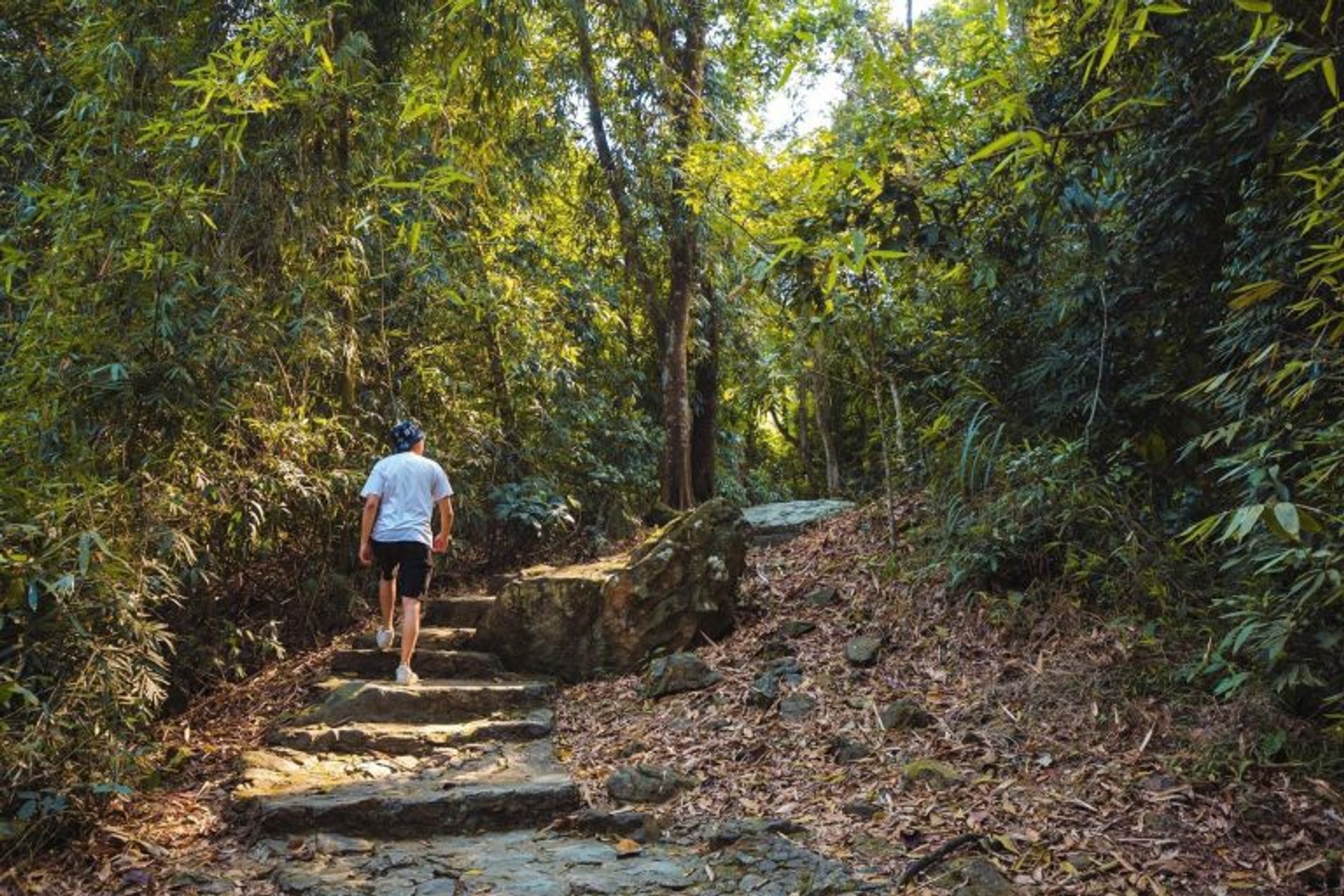 Go to check-in at King's Pond tourist area in Hanoi