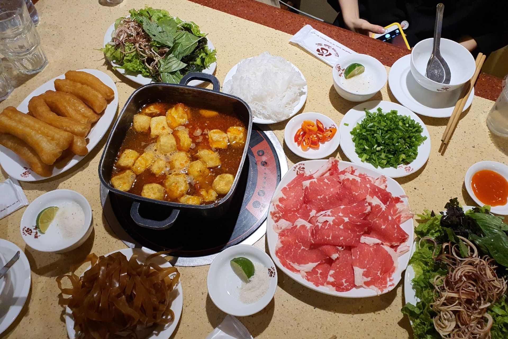 Top 14 quán lẩu ngon mê mẩn quên lối về giữa lòng Hà Nội | Justfly.vn