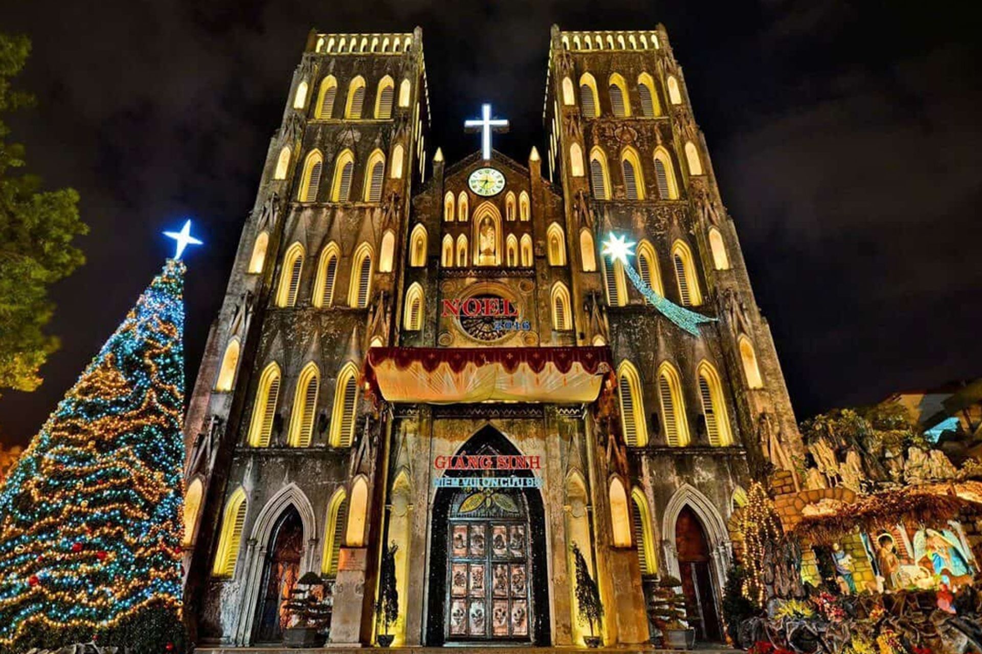 Lễ Giáng sinh tại  nhà thờ lớn Hà Nội