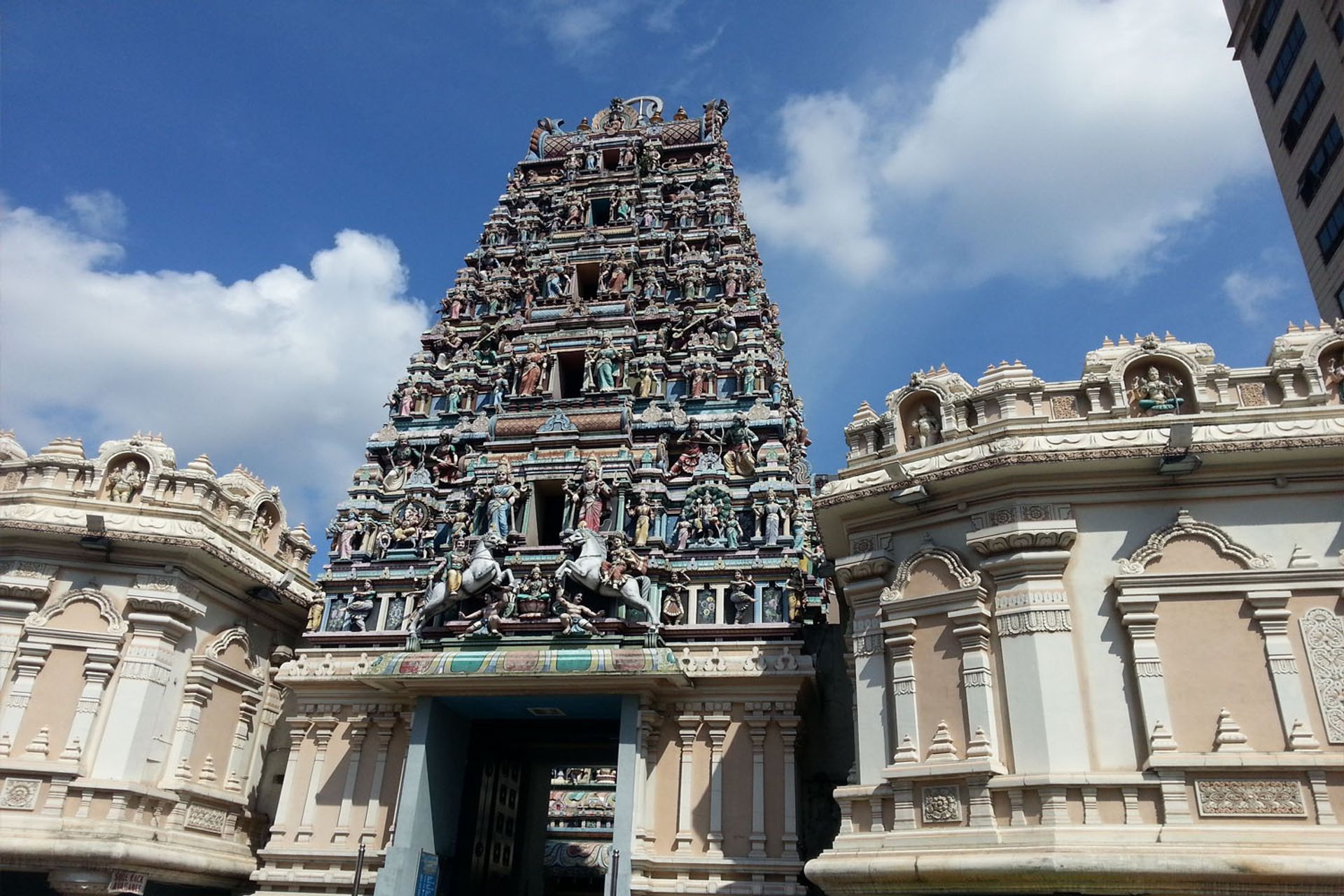  Đền Sri Mahamariamman