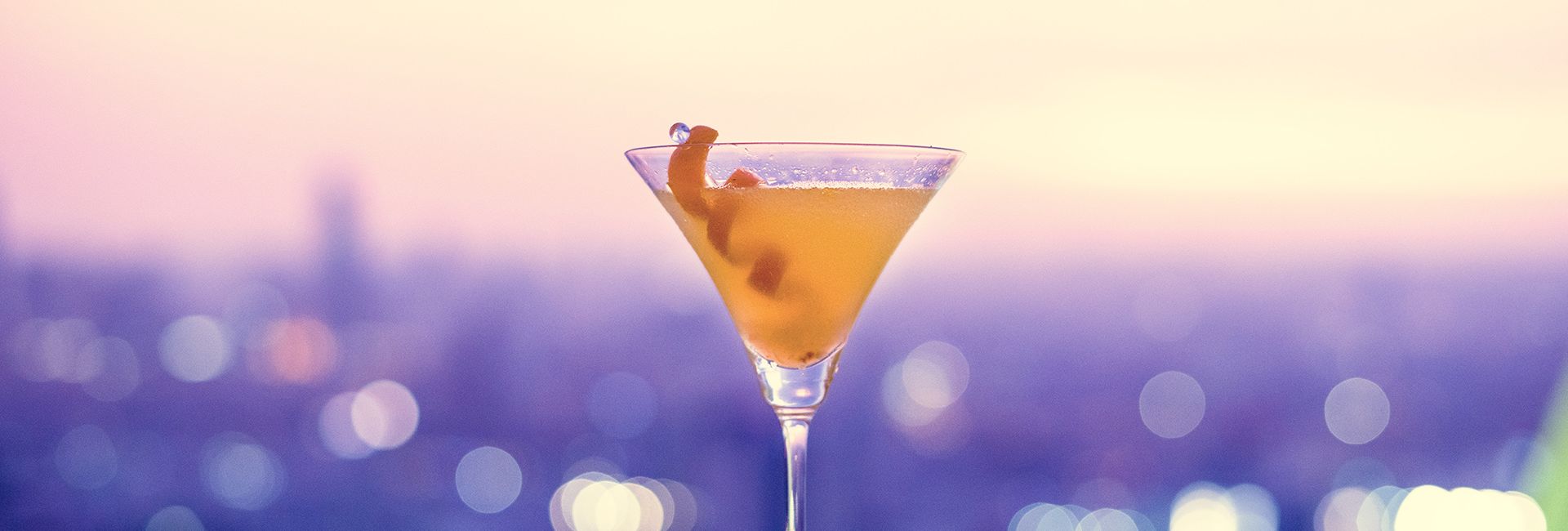 Top 10 quán bar “skyview” chill nhất tại Singapore