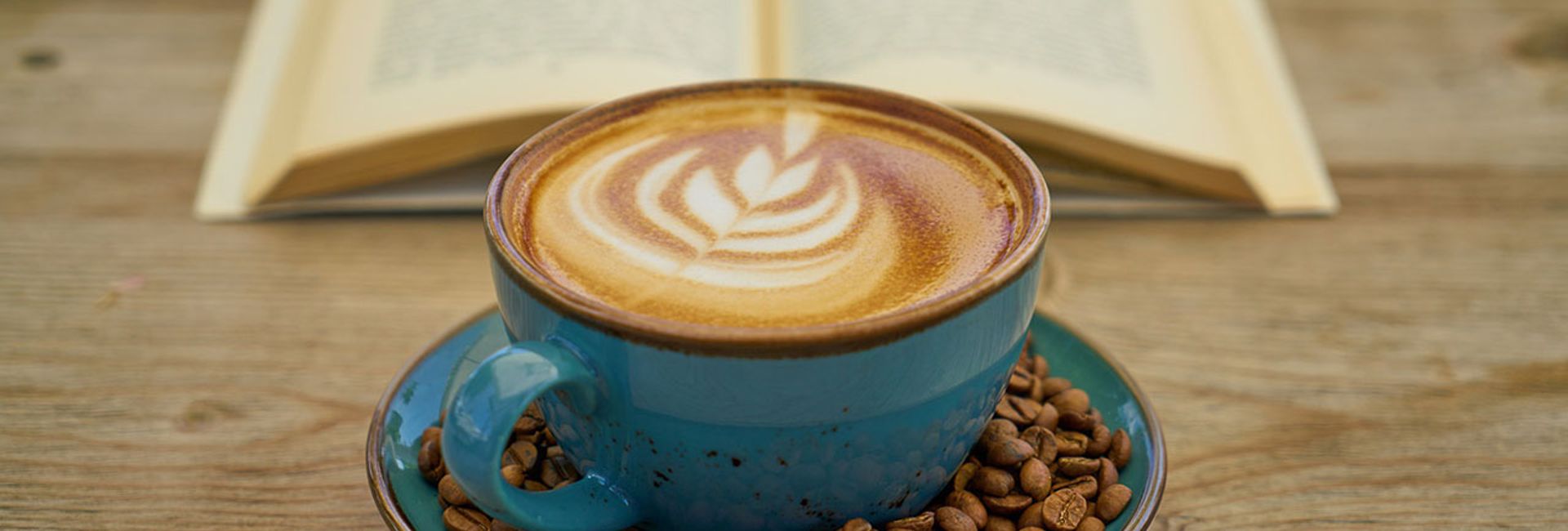 Check-in 5 quán cafe sách đẹp nhất Đà Nẵng