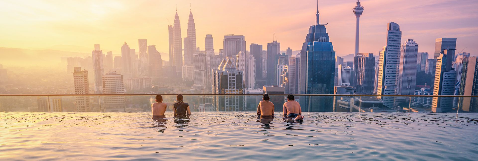 Top 10 bể bơi vô cực tốt nhất tại Kuala Lumpur