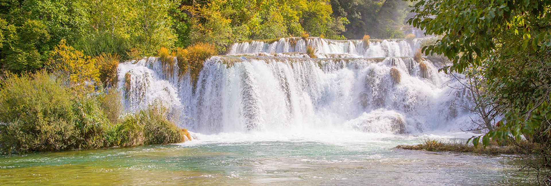 Ngỡ ngàng với 12 công viên quốc gia đẹp nhất tại Malaysia