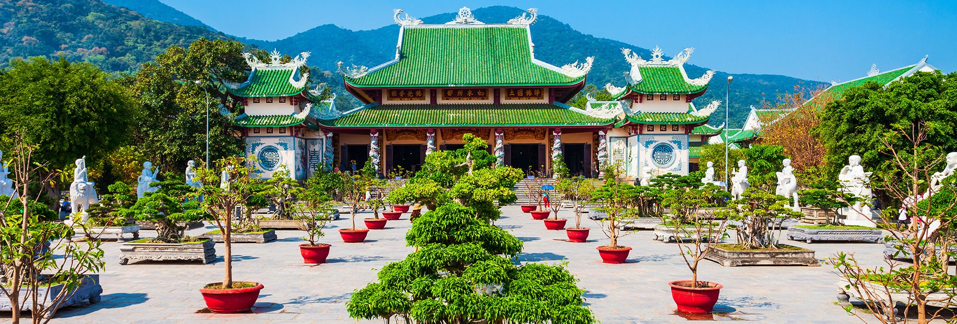 Chùa Linh Ứng - Bãi Bụt - Một ngôi chùa linh thiêng ở Đà Nẵng
