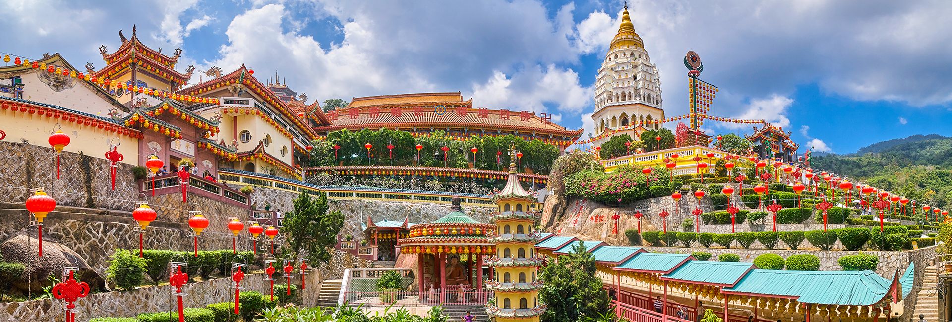 Ghé thăm 15 ngôi đền nổi tiếng nhất tại Malaysia