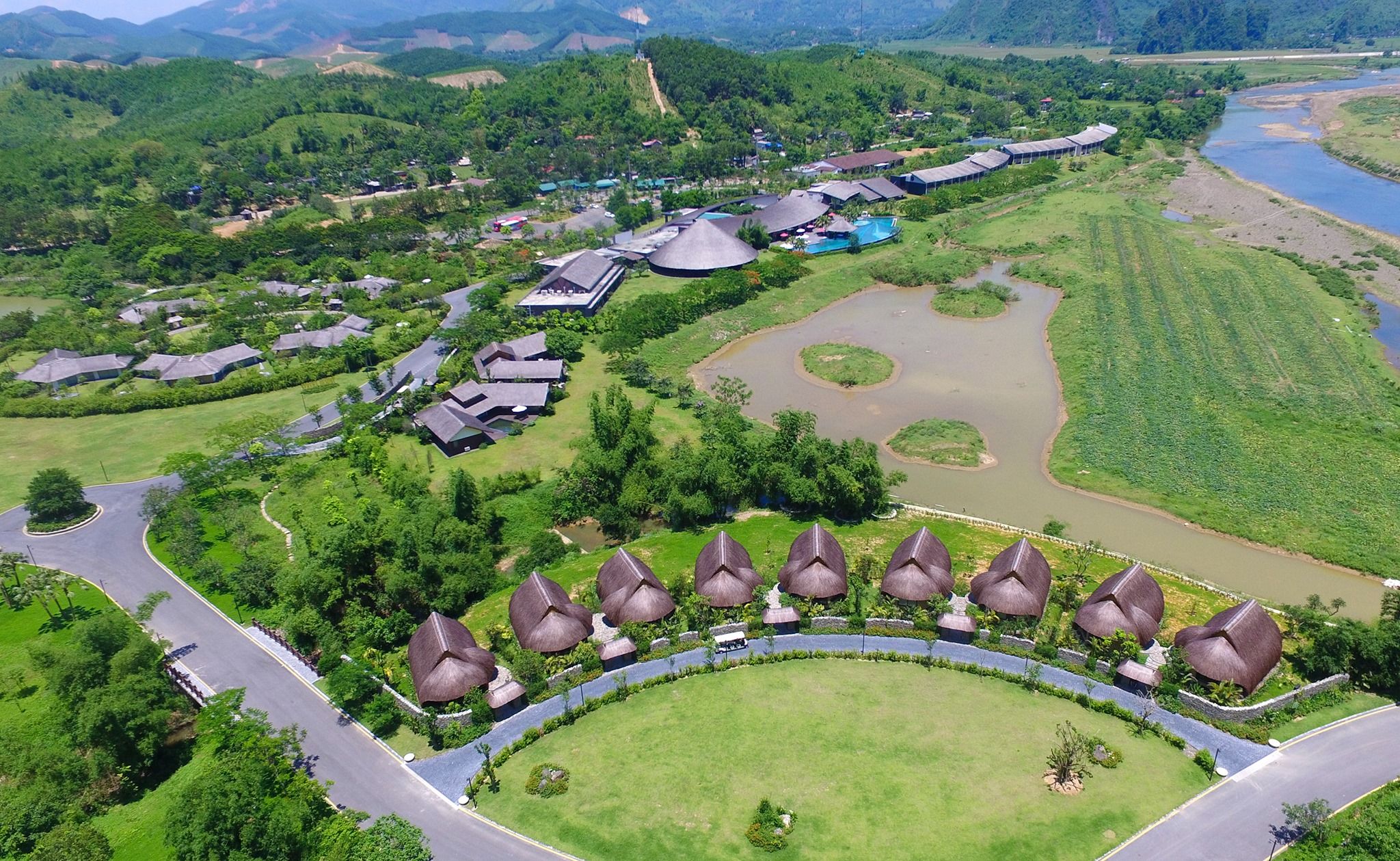 Review Serena Resort Kim Bôi - Thiên đường nghỉ dưỡng khoáng nóng |  Justfly.vn