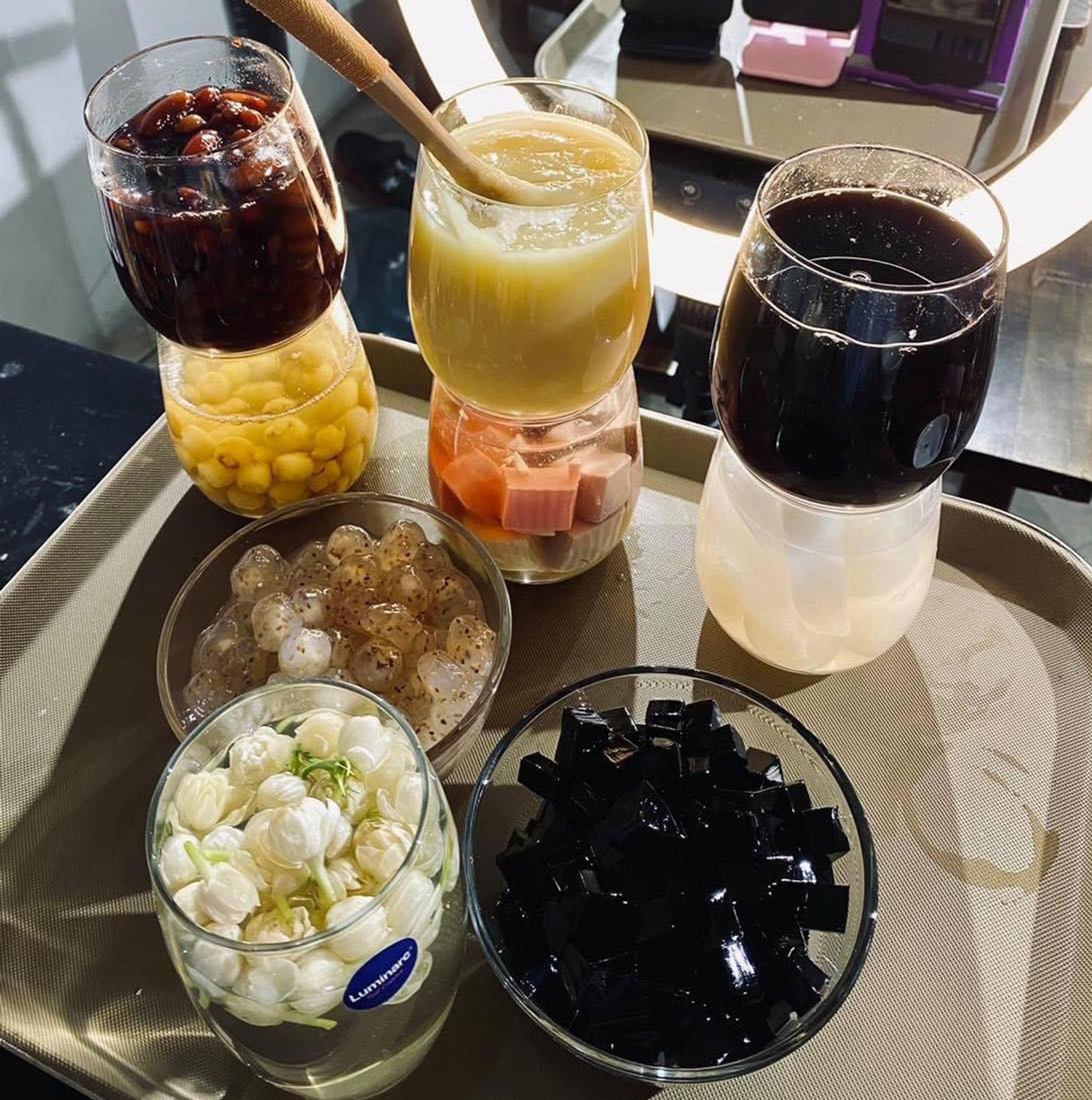 Top 7 quán chè ngon ở Hà Nội bạn không nên bỏ qua | Justfly.vn