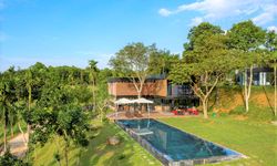 justfly mountain pool villa quin hill thach that ha noi