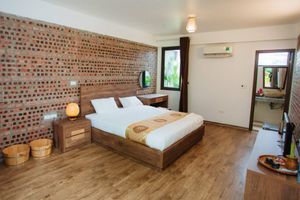 justfly nan house phong tieu chuan ninh binh