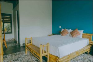 justfly deluxe king room trang an ecolodge ninh binh