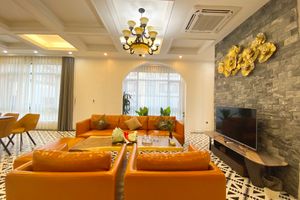 tt2 07 beverly hill ha long