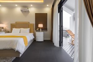 winter villa orestay ha long