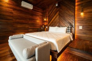 justfly lakeview 2 mot homestay soc son