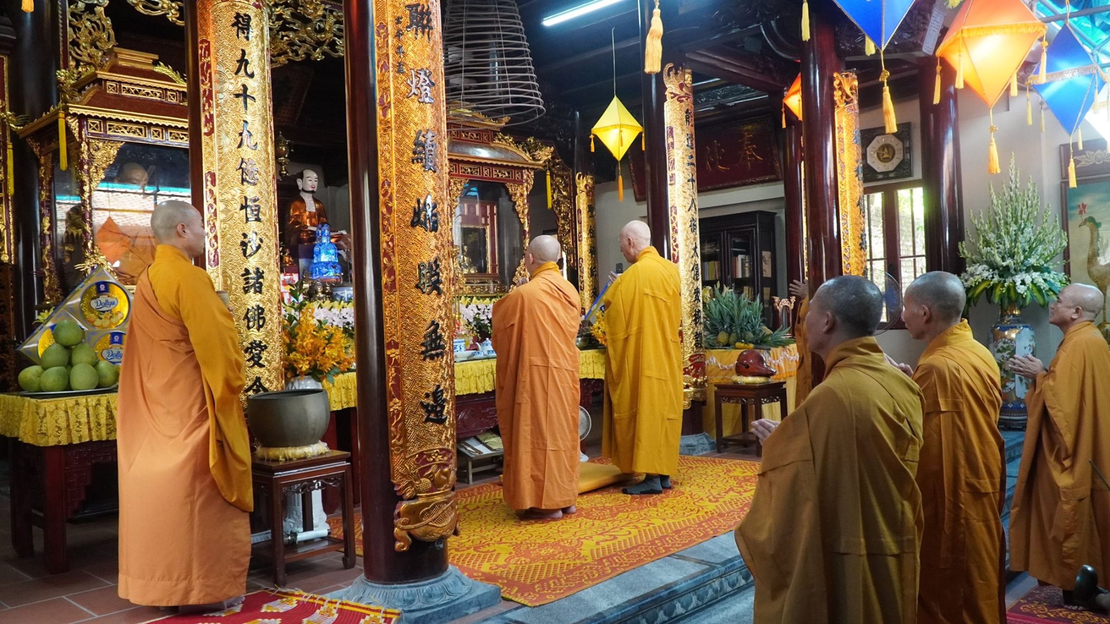 du lịch vãng cảnh Thiền Viện Trúc Lâm, du lịch Tỉnh Vĩnh Phúc, chùa Tây Thiên