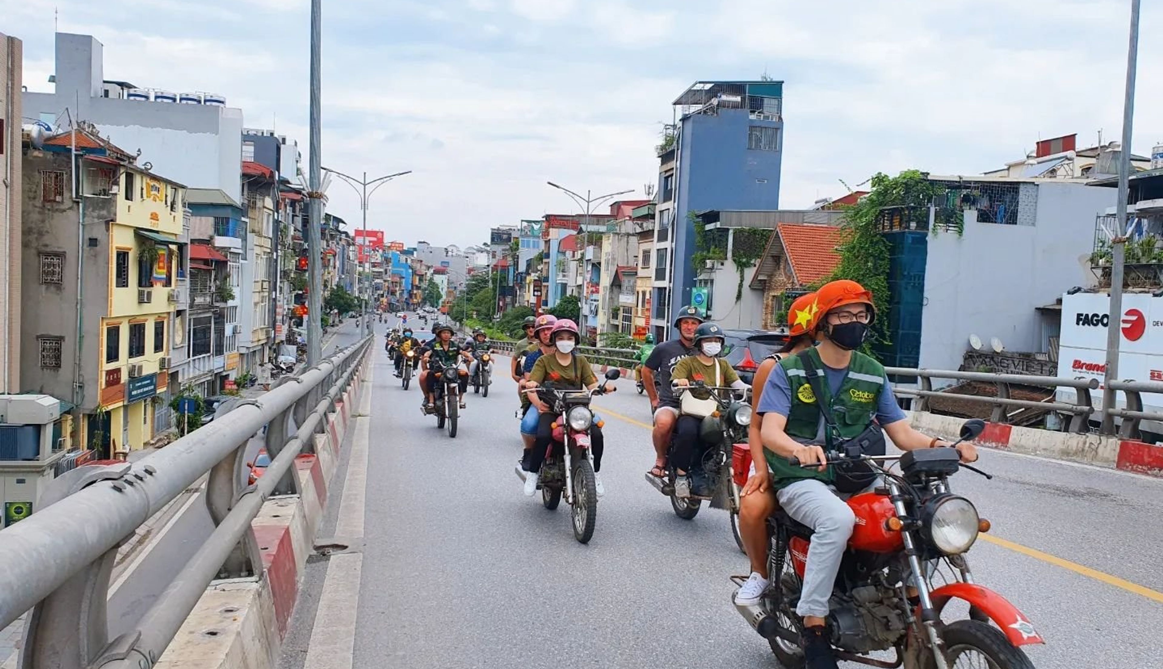 justfly motobike tour hanoi