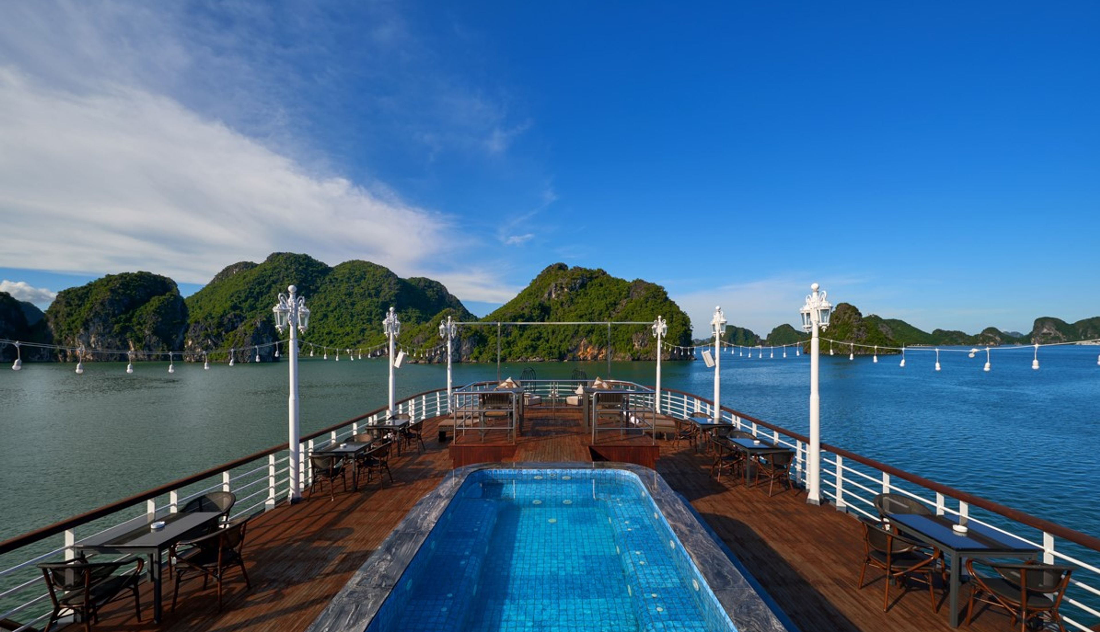 paradise elegance cruise 31 cabins ha long