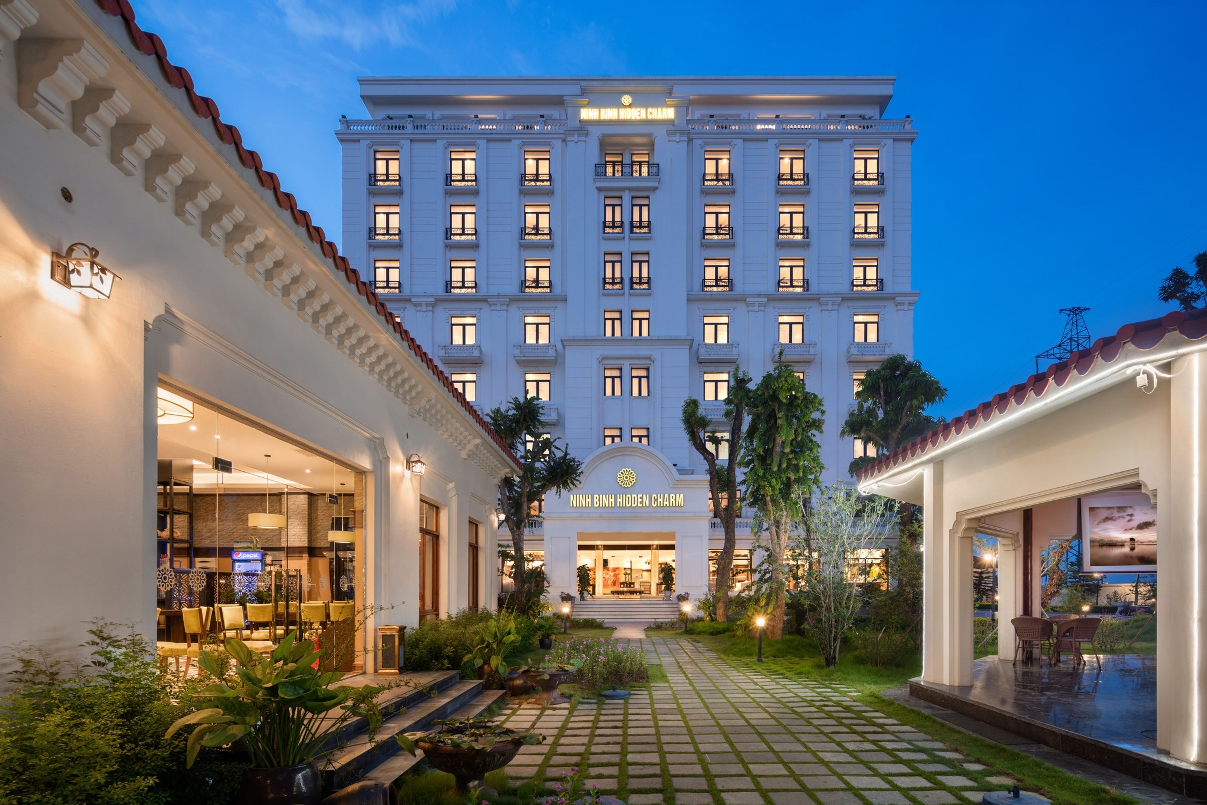 hidden charm hotel & resort ninh binh
