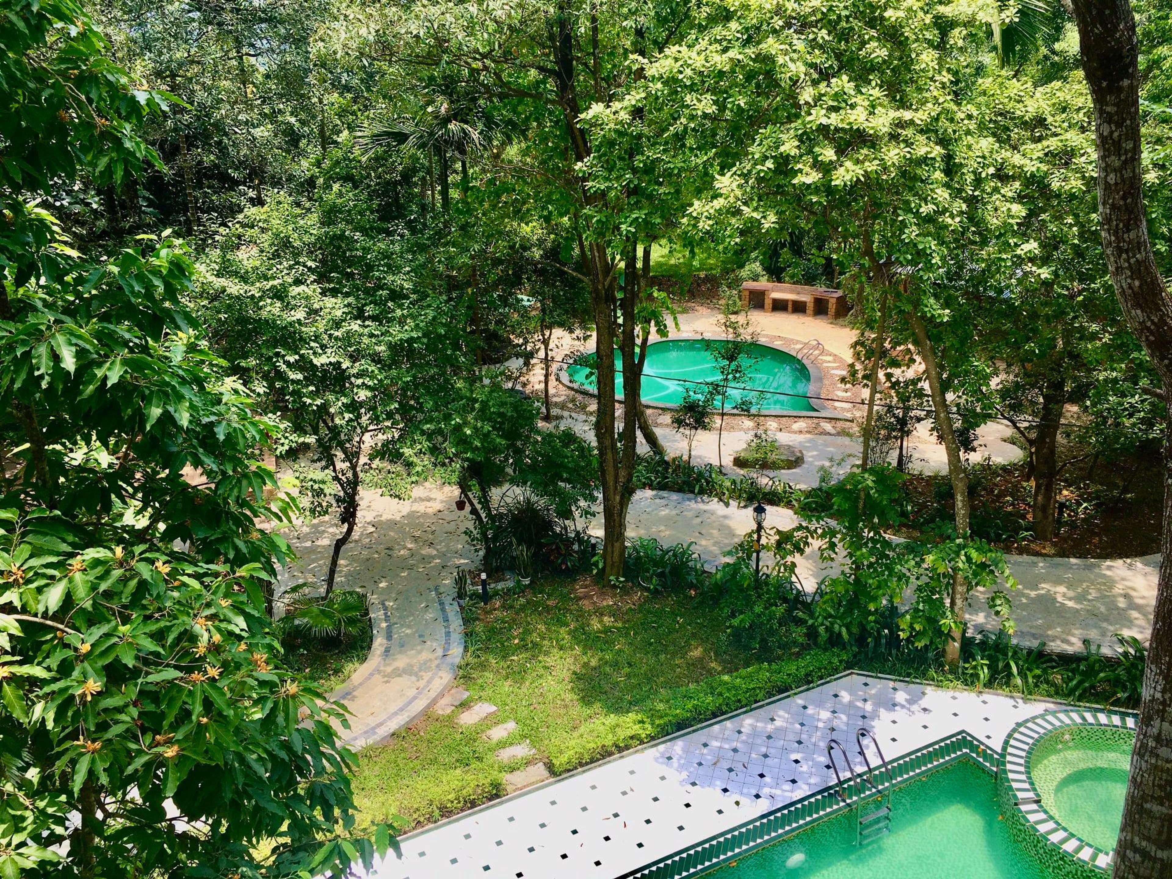 khuon vien villa by de vuz homestay hoa binh