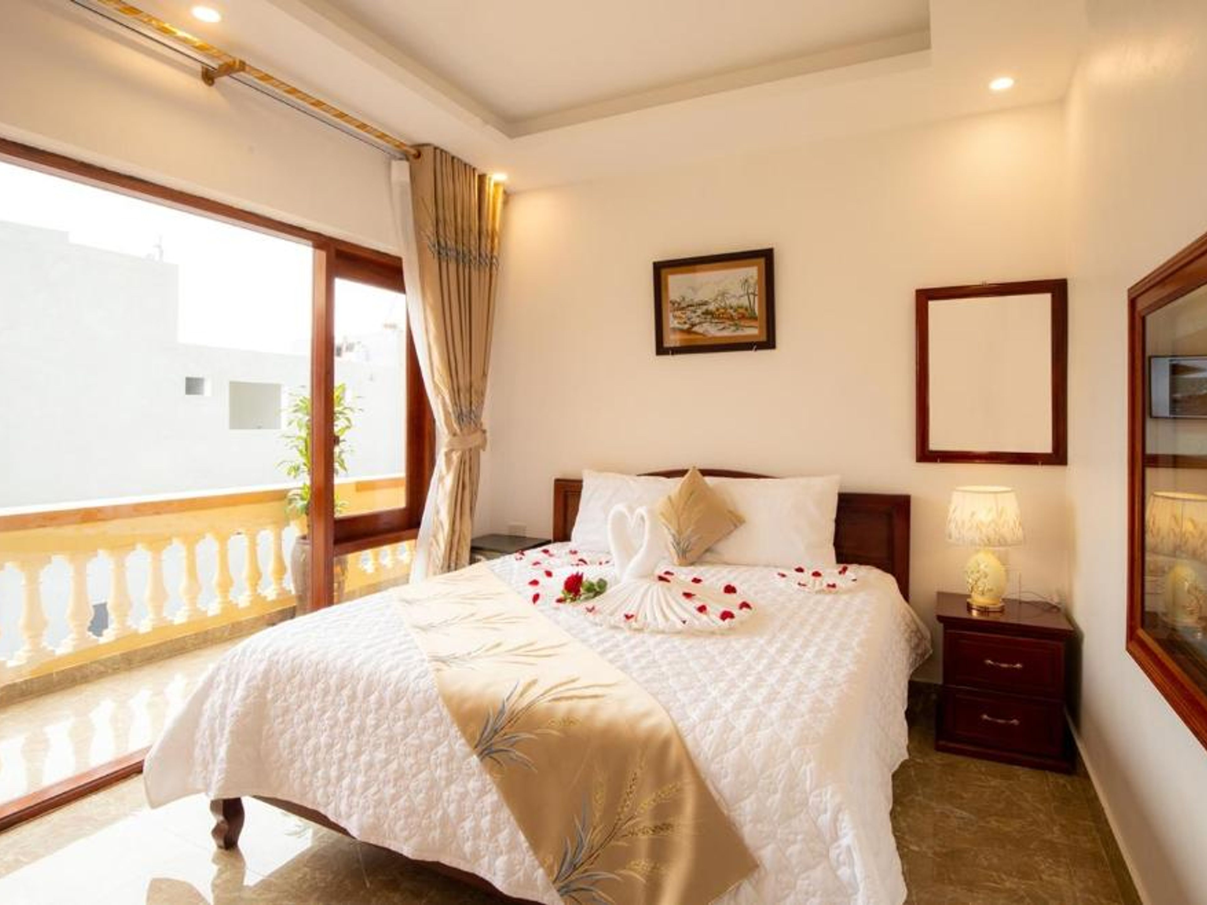 phong double view nui lys homestay ninh binh