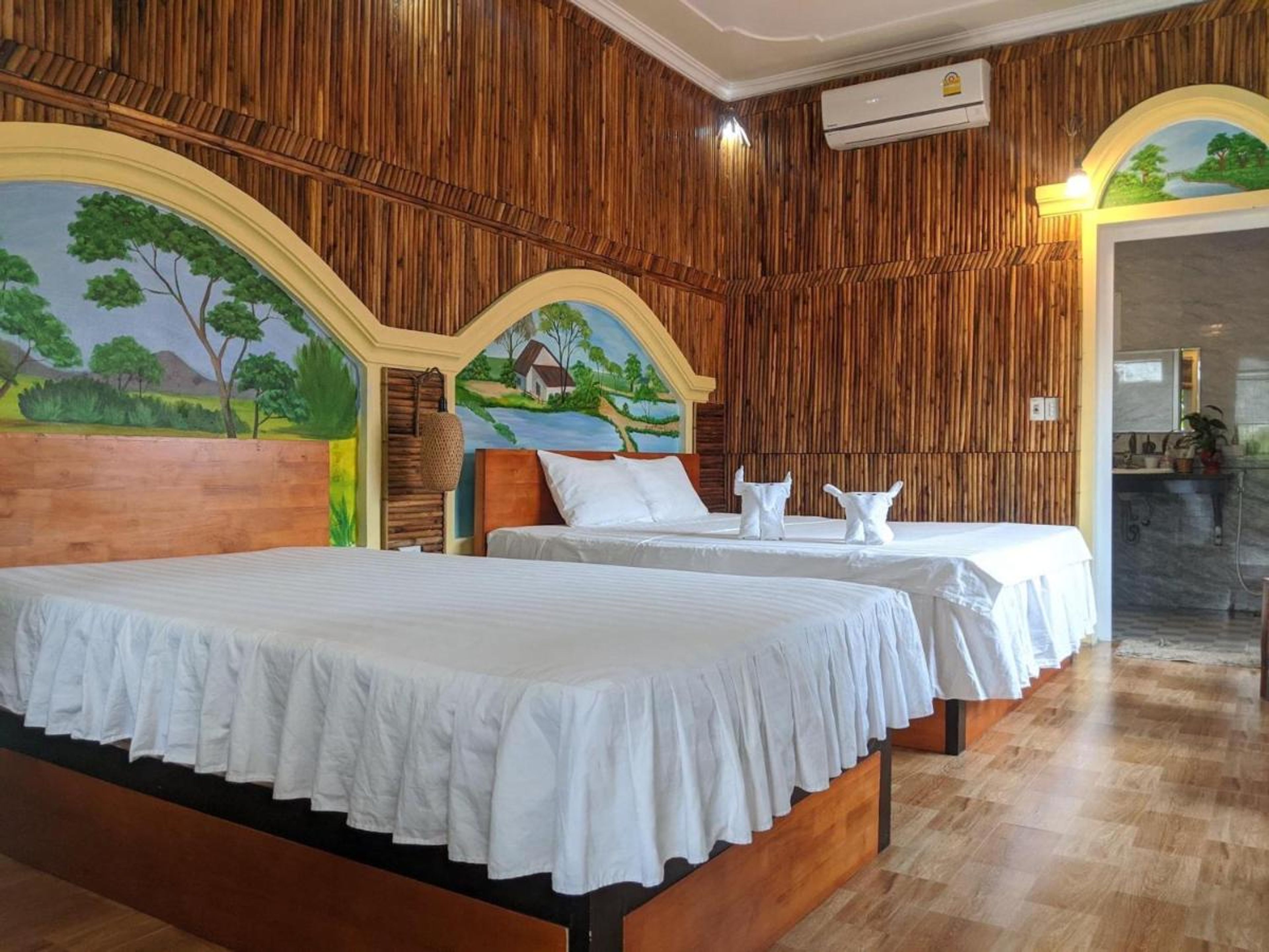 phong deluxe queen ninh binh greenland homestay