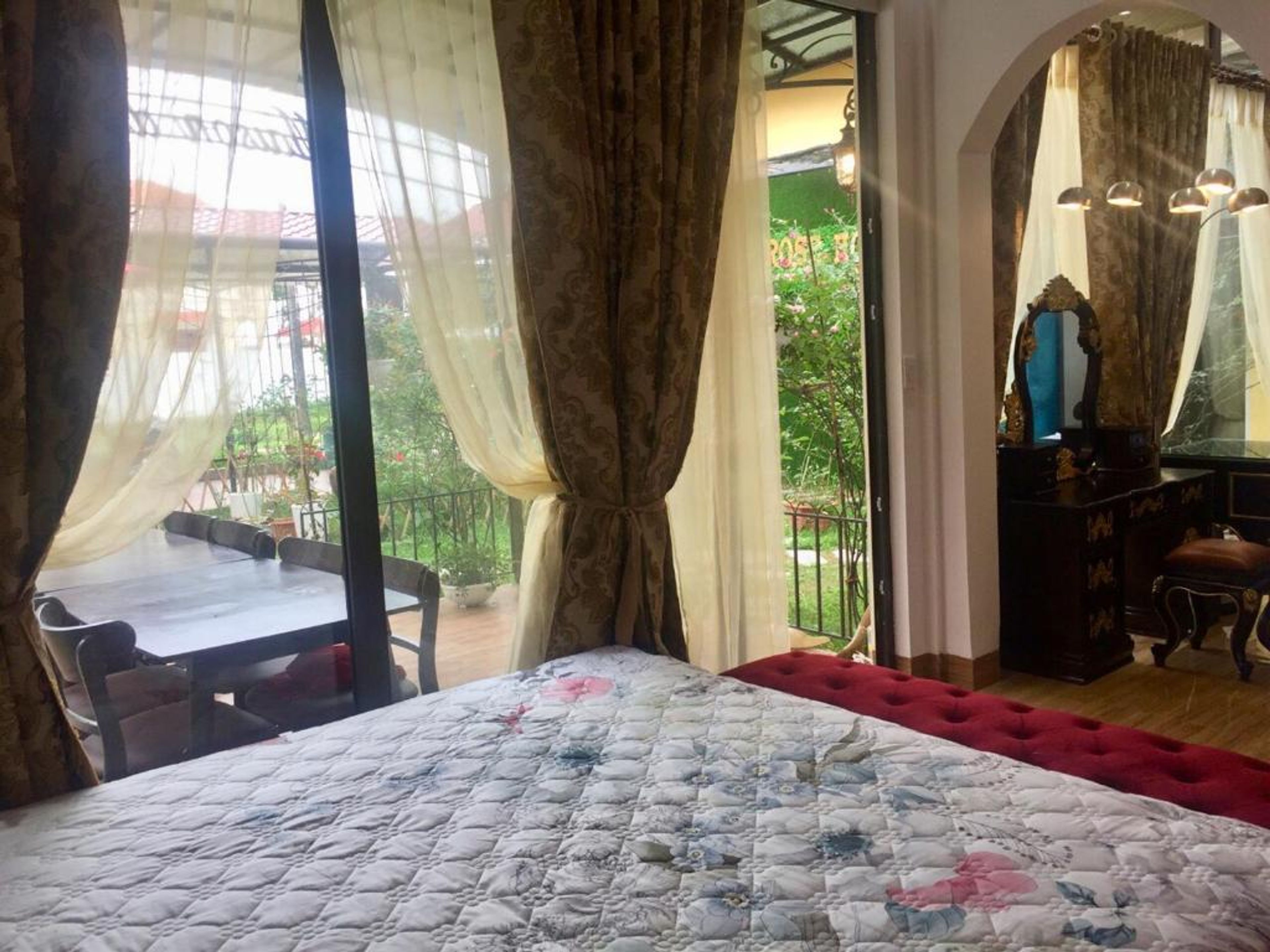 biet thu deluxe rose homestay ninh binh