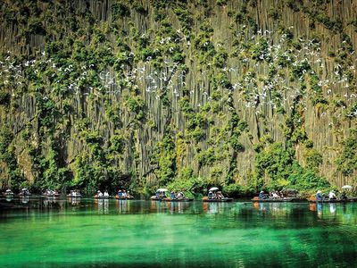 dam van long emeralda ninh binh resort and spa  