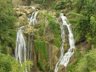 thac go lao mai chau hoa binh 
