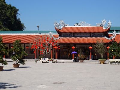 den thuong bong lai cao phong hoa binh