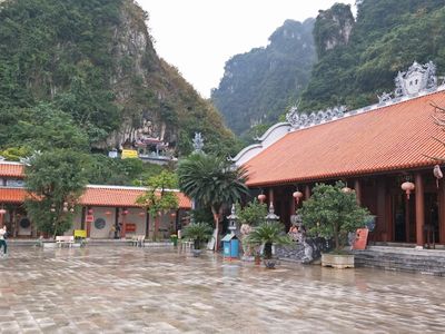 den thuong bong lai cao phong hoa binh