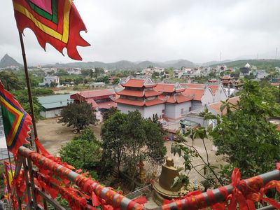 den thuong bong lai cao phong hoa binh