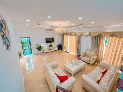 justfly biet thu hoa lan la saveur de hoa binh