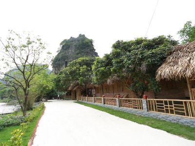 phong 4 nguoi view nui quoc khanh bamboo homestay ninh binh