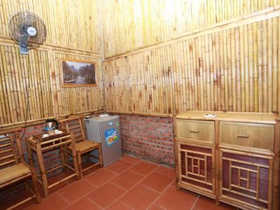 phong 4 nguoi view nui quoc khanh bamboo homestay ninh binh