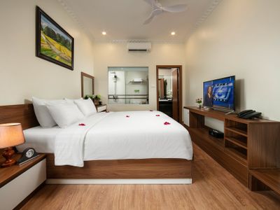 justfly deluxe double mountain view tam coc holiday hotel & villa ninh binh