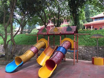 ho tien sa ba vi