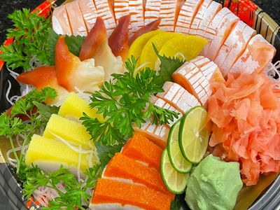 nha hang tokyo sushi ninh binh