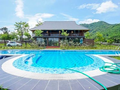 justfly khuon vien hoa ban homestay hoa binh