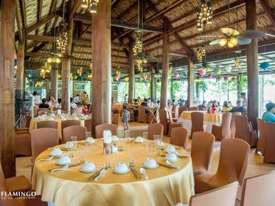 justfly nha hang the beach dai lai vinh phuc