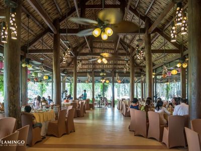 justfly nha hang the beach dai lai vinh phuc
