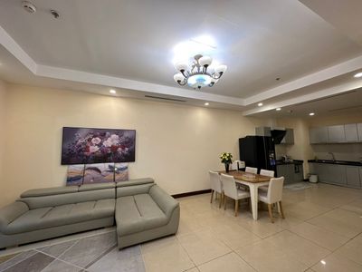 y r4 2412 paradise royal city thanh xuan ha noi