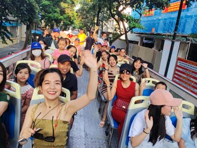 hop on hop off bus tour hanoi