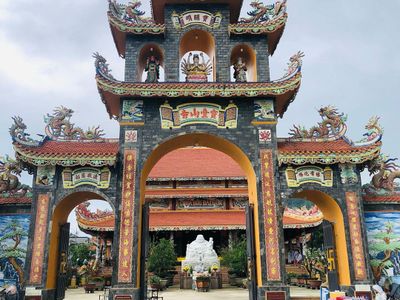 chua buu dai son dia diem du lich da nang attdad46